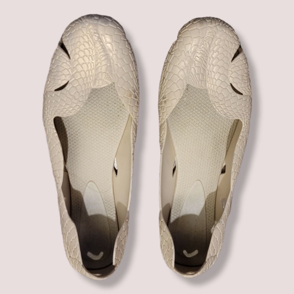 Melissa shoes womens snake skin jelly rubber ballet flats in silver size…